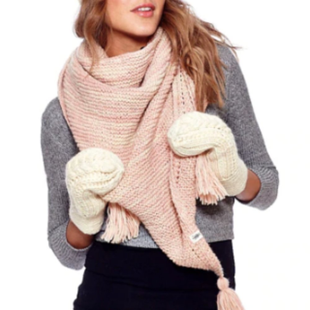 RARE💄RED Nirvanna Merino Trifecta Scarf